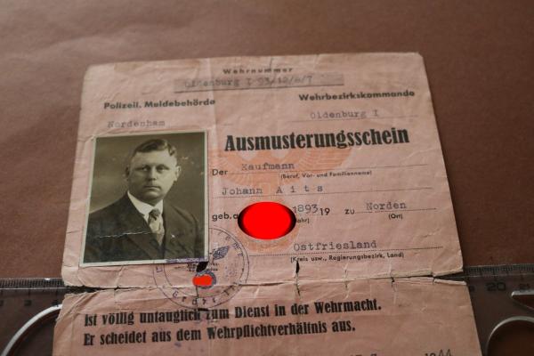 old Wehrmacht decommissioning certificate - Oldenburg - 1944